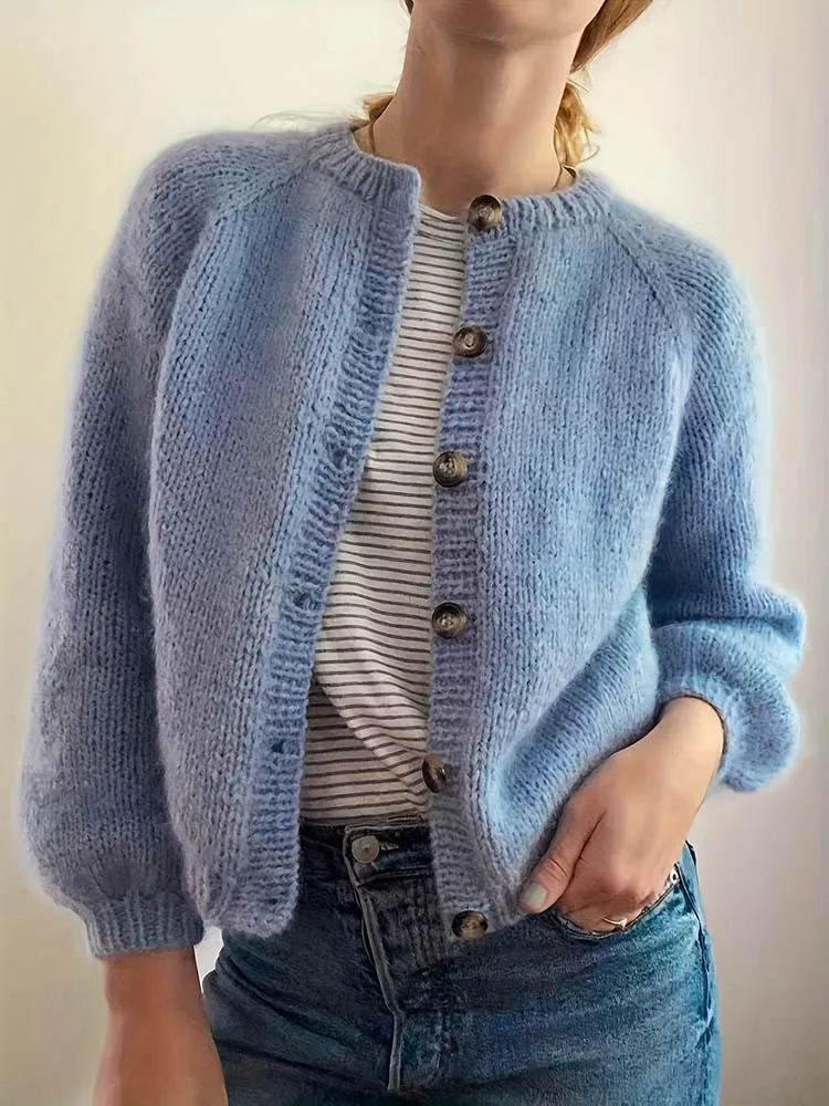 

Women's lazy round neck cardigan, fashionable and versatile casual cardigan, suitable for daily travel, commuting and vacation.