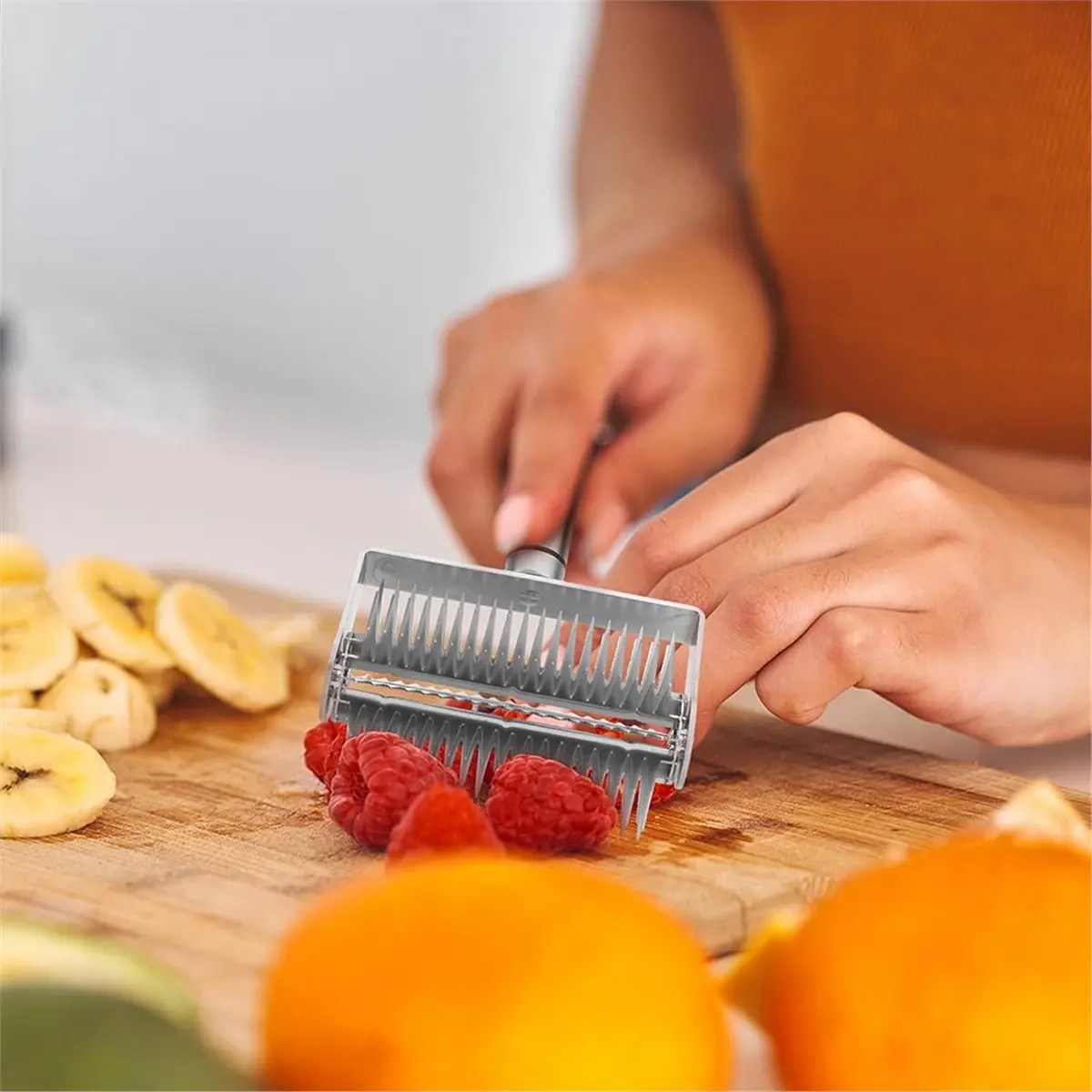 LUCK Freeze Drying Pin Roller for Blueberries Stainless Steel Honey Uncapping Roller Pizza Tool Dough Punch