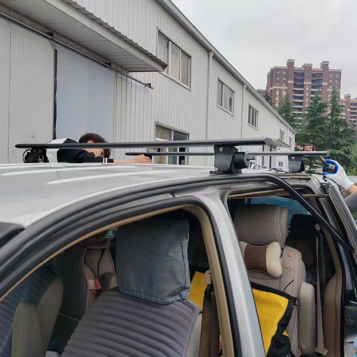 Fatty head fish special roof rack crossbar, non-destructive fast installation, no punching