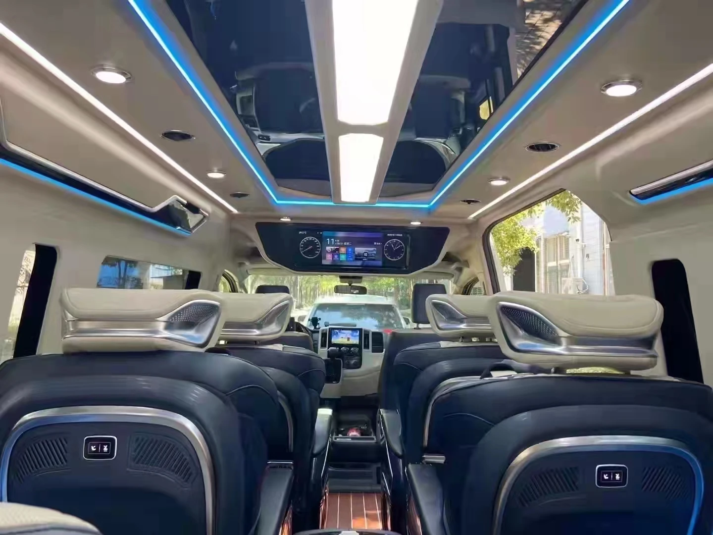 Auto Parts Modification Upgrade Interior Conversion Kit for G-class W463 Wagon Integral Kits