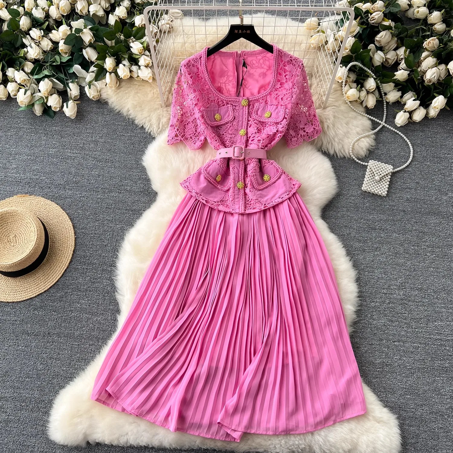 Runway Fashion New Summer Lace Patchwork Chiffon Pleated Dress Women Square Collar Short Sleeve Hollow Out Belt Party Midi Dress