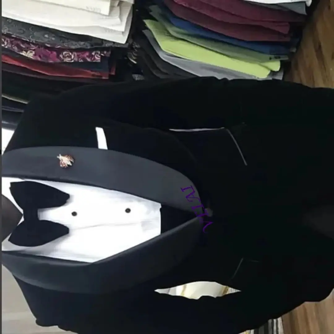 

Black Velvet Wedding Tuxedo 3 Piece African Men Suits For Winter Prom Slim Fit Male Fashion Costume Jacket Waistcoat With Pants