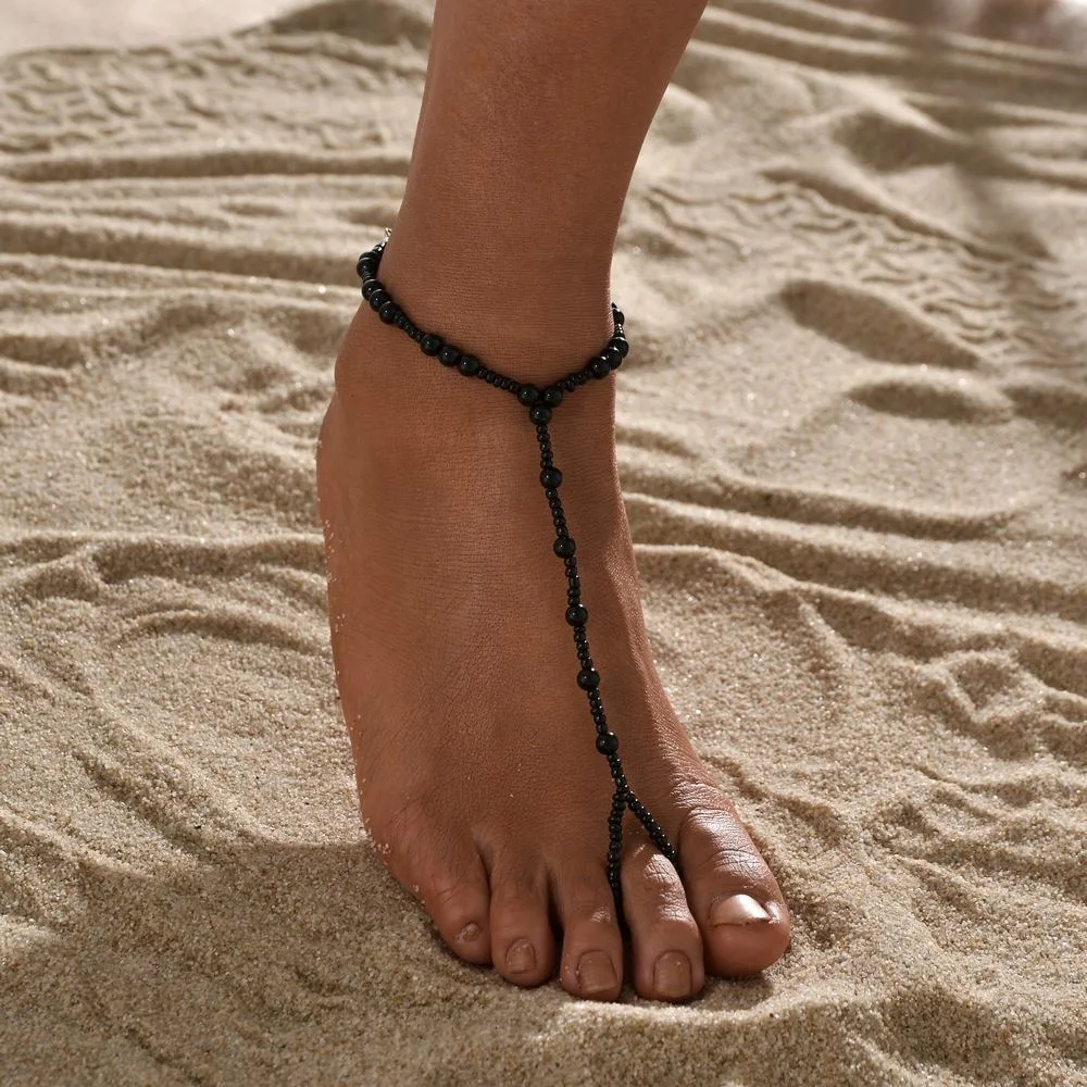 New Minimalist Fashion Hand-strung Black Seed Bead Adjustable Connection Toe Anklets for Women Bohemian Seaside Vacation Jewelry