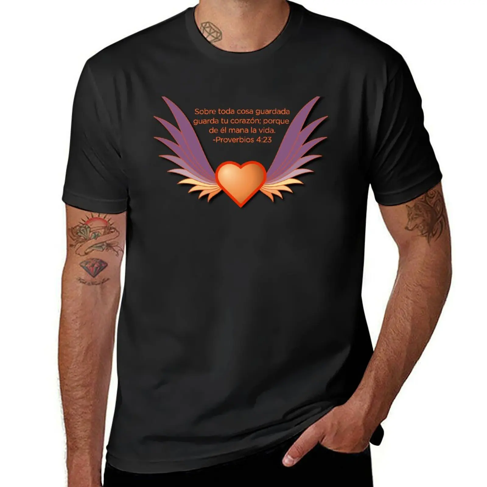 Corazon con Alas Proverbios 4:23 Versiculo Biblico T-Shirt funnys customizeds mens t shirt graphic