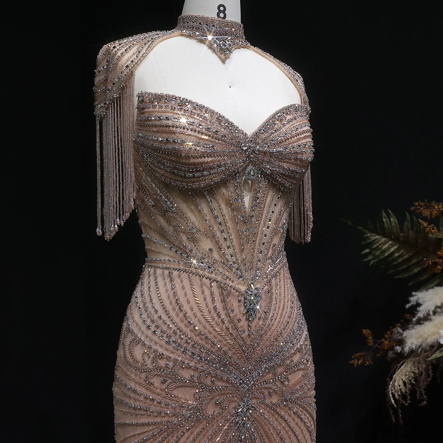 Sharon Said Elegantes Champagner-Meerjungfrauenkleid mit Cape-Ärmeln, Kristallperlen, Blaues Hochzeitskleid, SS021, Maßanfertigung – Detail 17