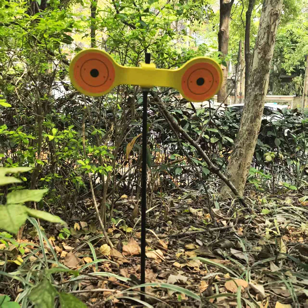 

Thickness 5mm Vertical Spinner target Shooting target hunting target. It is a spinner target with thick target plates.