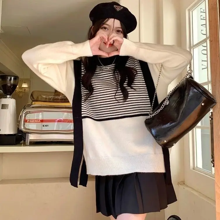 Autumn/Winter Korean Striped Sweater Soft Glutinous Outwear Loose Reduced Age Round Neck Knit Top