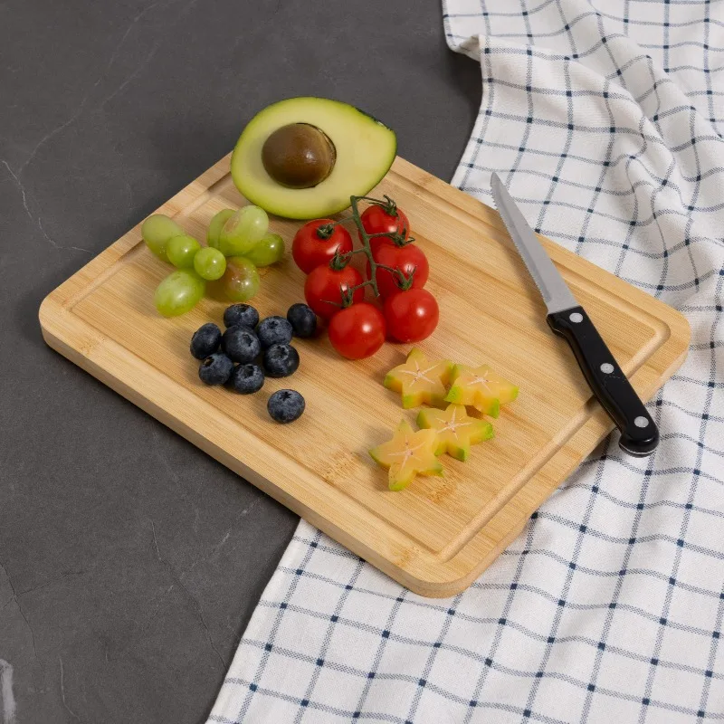 Bamboo Cutting Board with Juice Groove and Non-Slip Feet, 8.5
