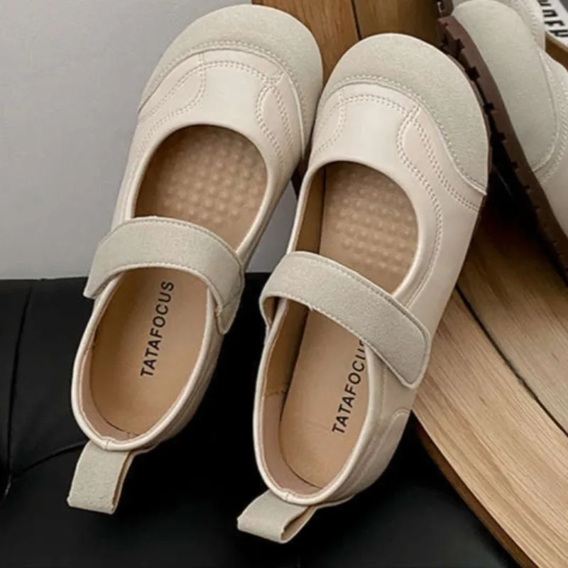 2026 Spring New Adjustable Strap Slip-On Lightweight Casual Woman Shoes Women's Mary Jane Flats Versatile Daily Women's Sandals