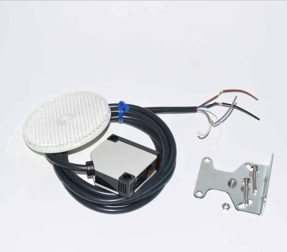4M E3JK-R4M1 Reflector Photoelectric Sensor Switch With Mirror Photoelectric Sensor For Garage Doors Access Control Signal