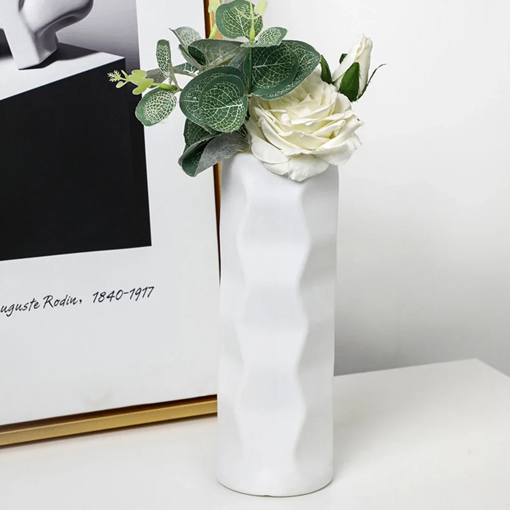 Dynamic Look Home Decoration Vase Anti-drop Vase Break-Proof Creative Design High-Quality Plastic Long-lasting Use