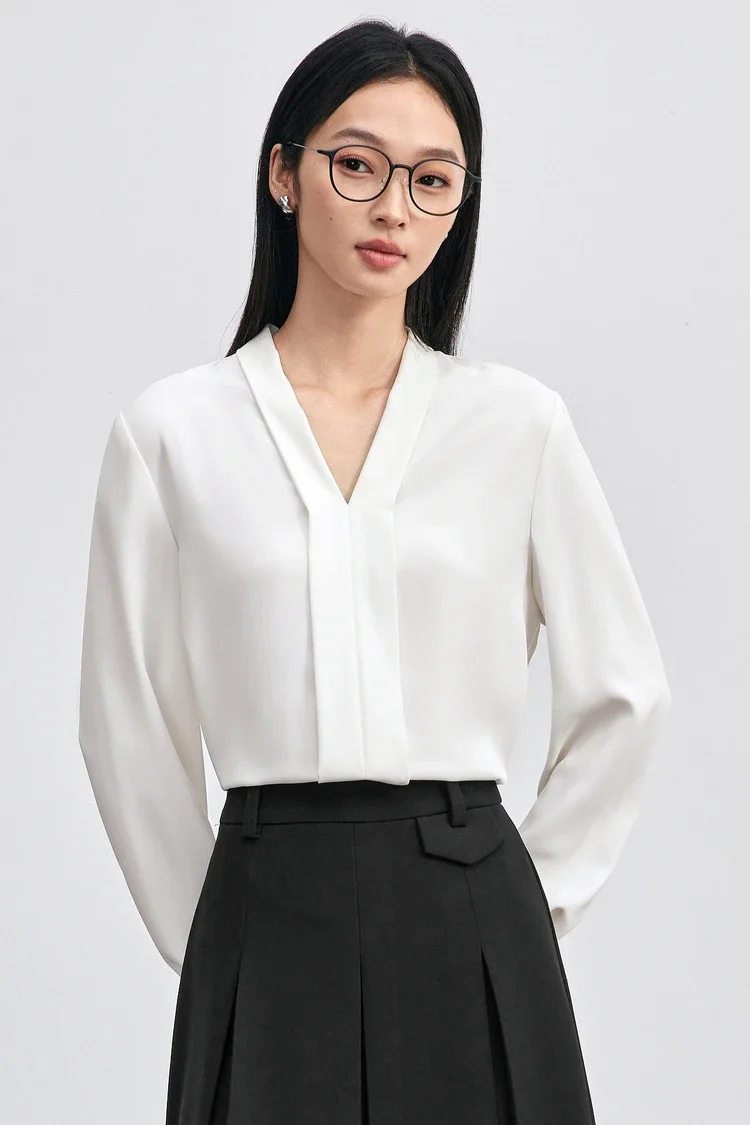 SENTUBILA Elegante Damenbluse 2026 Herbst V-Ausschnitt Langarm-Oberteil Chiffon-Hemden & Blusen Damenbekleidung 153CB8811X – Detail 9