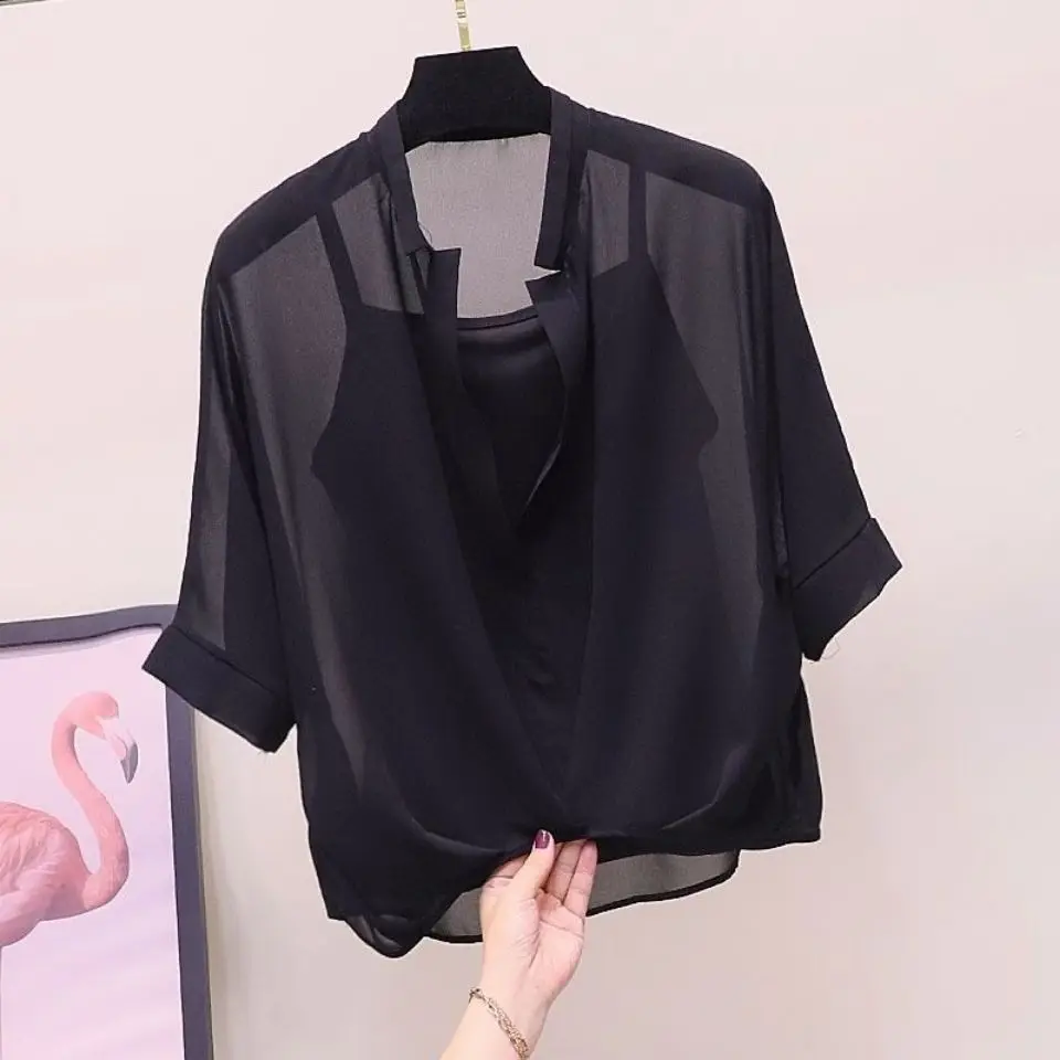 Summer New Casual Chiffon Shirt and Sling Vest Two-piece Set for Women\'s Clothing Stripe Loose Slimming Bat Sleeve Chiffon Top