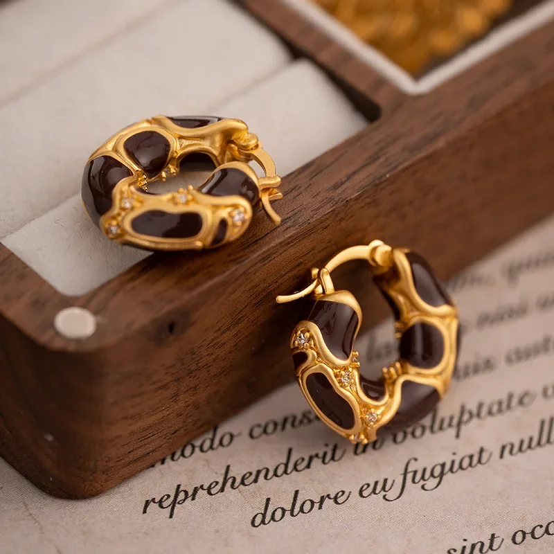 

Korean New Design Fashion Jewelry Gold Color Vintage Leopard Enamel Irregular Earrings Elegant Women's Daily Work Accessories