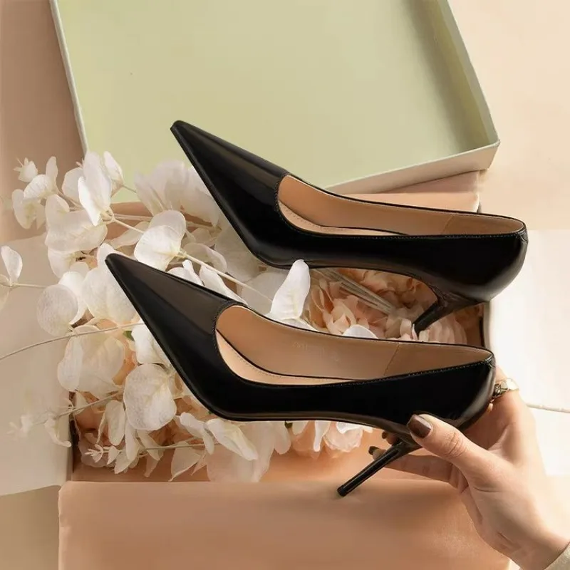 

2026 New Solid Nude Patent Women Pointy Toe Stiletto High Heels Slip on OL Wedding Party Dress Shoes Elegant Ladies Formal Pumps