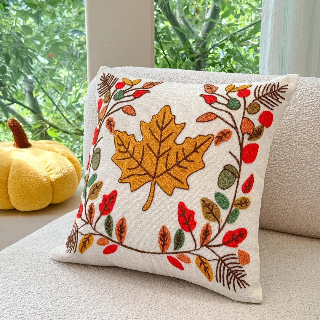 45x45cm Autumn Harvest Throw Pillow Cover Cojines Embroidered Pumpkin Cushion Covers Living Room and Bedroom Decor Pillowcases