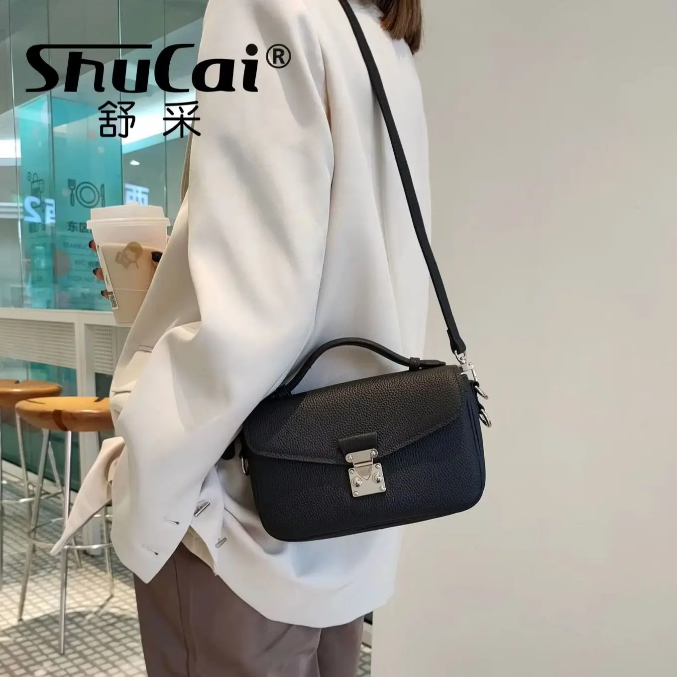 

Женская сумка через плечо из натуральной кожи с цепочкой, дизайнерская, маленькая квадратная сумка для женщин, высокое качество, новинка