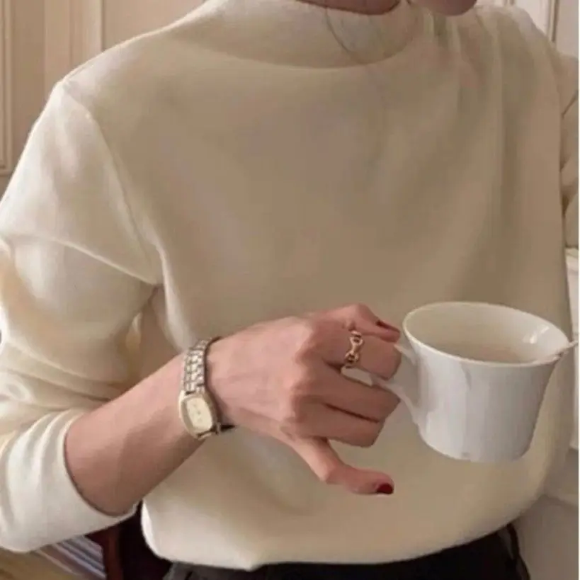 เสื้อไหมพรมคอเต่าสำหรับผู้หญิง สไตล์เกาหลี เนื้อผ้านุ่ม สวมใส่สบาย ใช้เป็นเสื้อตัวในหรือตัวนอกได้ ป้องกันการเกิดขุย เหมาะสำหรับฤดูหนาว ฤดูใบไม้ผลิ และตามฤดูกาล