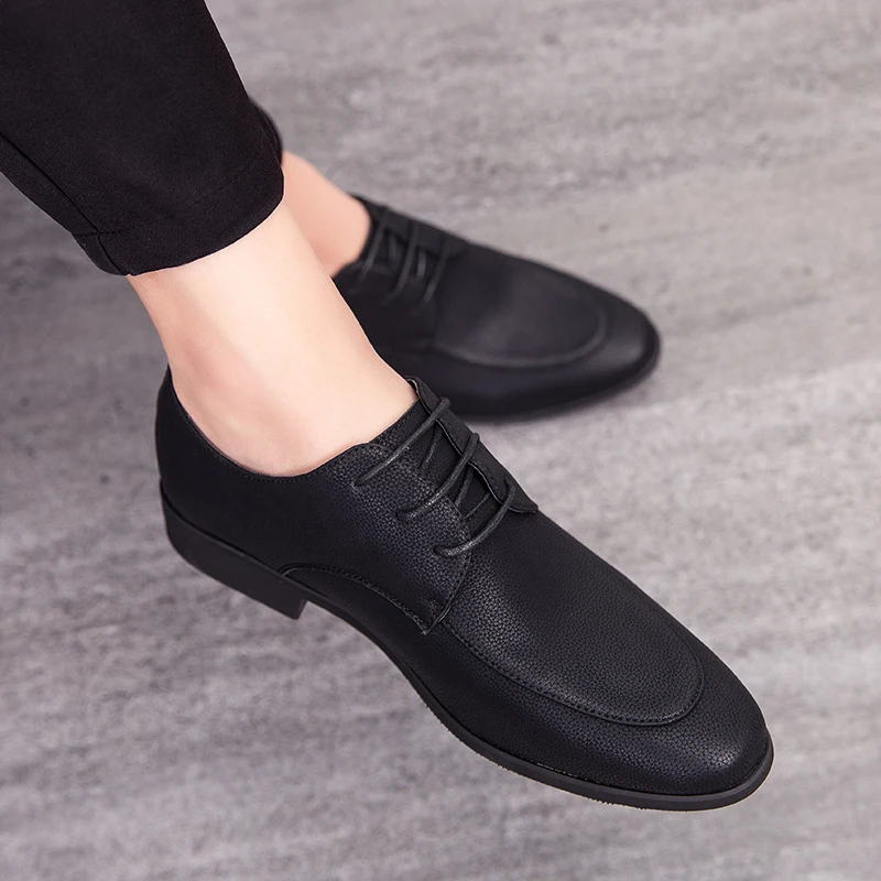 

British Style Casual Men Shoes with Height Increasing Straps Breathable and Anti Slip Korean Version Business Suit Trend