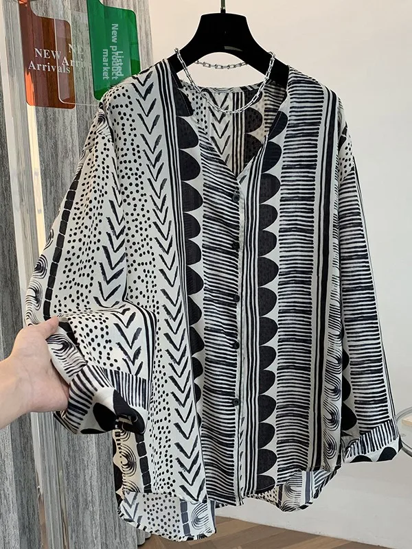 

Ele Women's Long Sve V-Ne irt Luxury Lightweight Retro Printed Fabric Sunscreen Faionable Top for Autumn