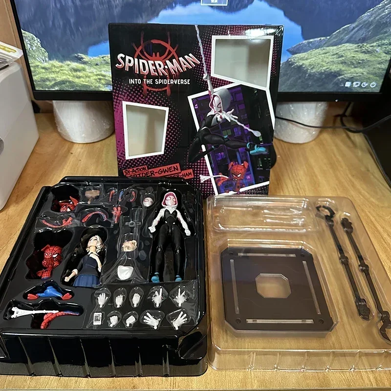 Disney Gwen Stacy Action Figure Desktop Model Ornaments Collection Sentinel Marvel SpiderMan Into the Spider Verse Toy gift