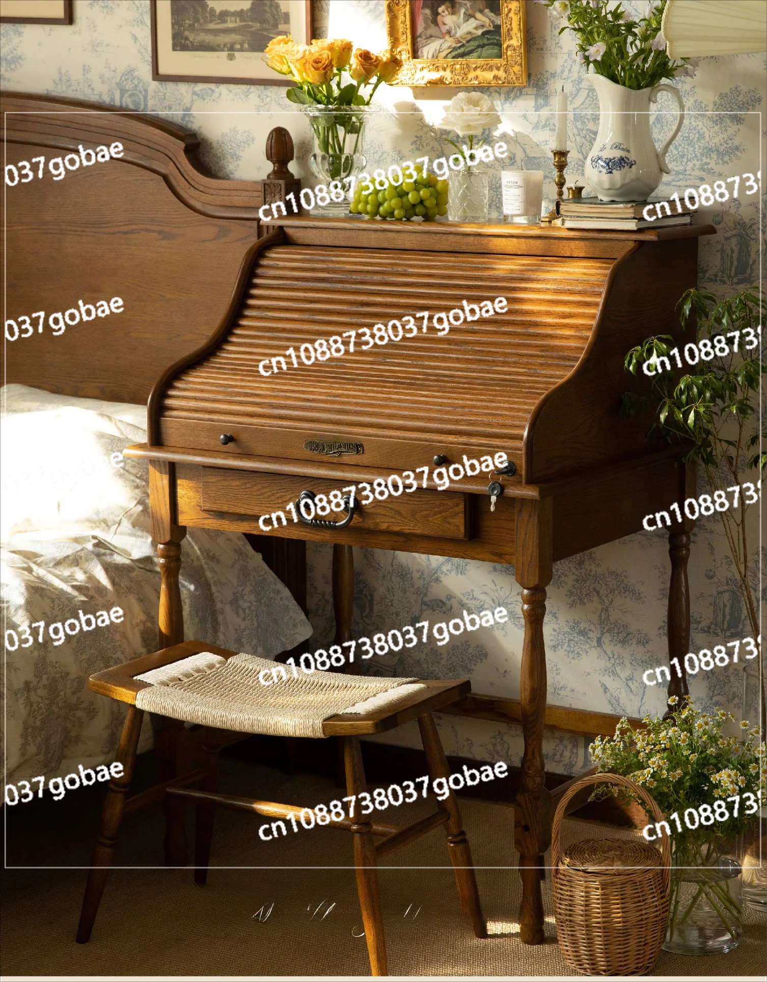 American-Style Solid Wood Piano Dressing Table Bedroom Retro Flip Storage Makeup Table with Mirror