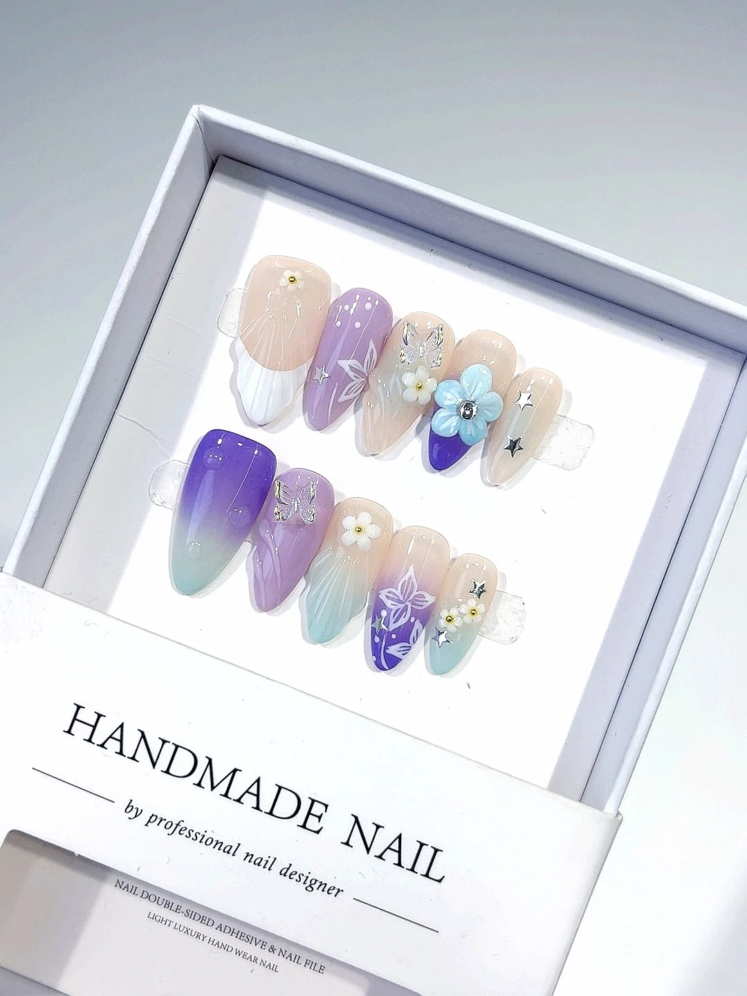 

Градиент цвета бабочки трехмерный резной дизайн ногтей модный маникюр (D419)