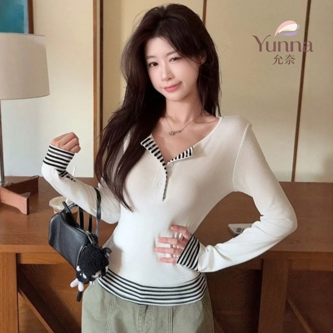 Design Sensation Trendy Striped Splice T-shirt Women's Autumn Halved Collar Splice T-Shirt Sexy Girl Patterned Half Open Neck