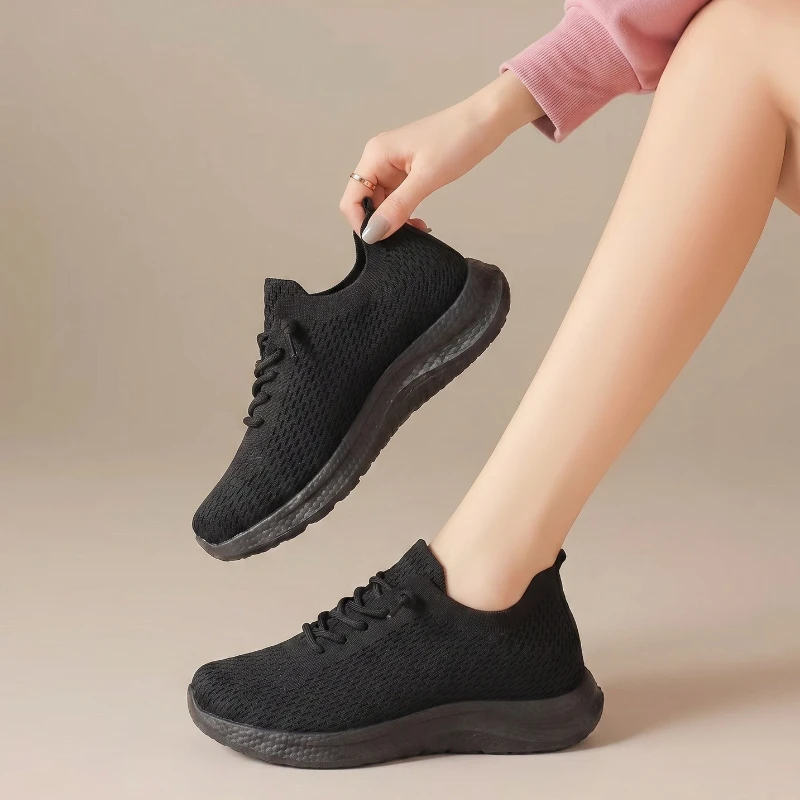 Chaussures de marche d'été pour femmes, respirantes, en maille, antidérapantes, légères, à lacets élastiques, semelle souple, baskets décontractées en tricot pour le quotidien et les activités de plein air