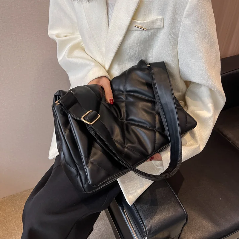 حقيبة يد عصرية رائجة، حقيبة كتف عريضة متعددة الاستخدامات كاجوال، حقيبة نسائية ذات سعة كبيرة #1