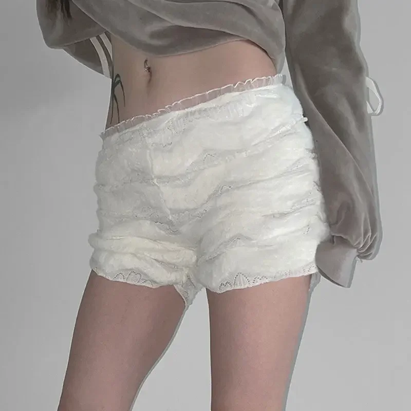 French Pure Wind Lace Mao Mao Shorts Low Waist Sexy Spice Joker Casual Hot Pants