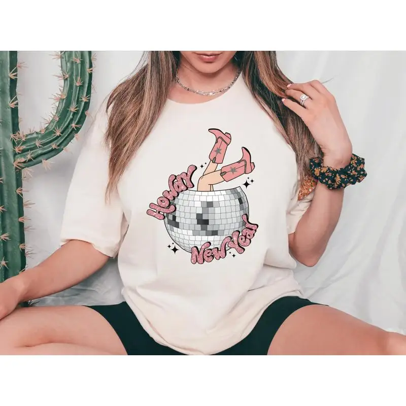 

Футболка Howdy New Year SweaT Holiday Happy Years Party