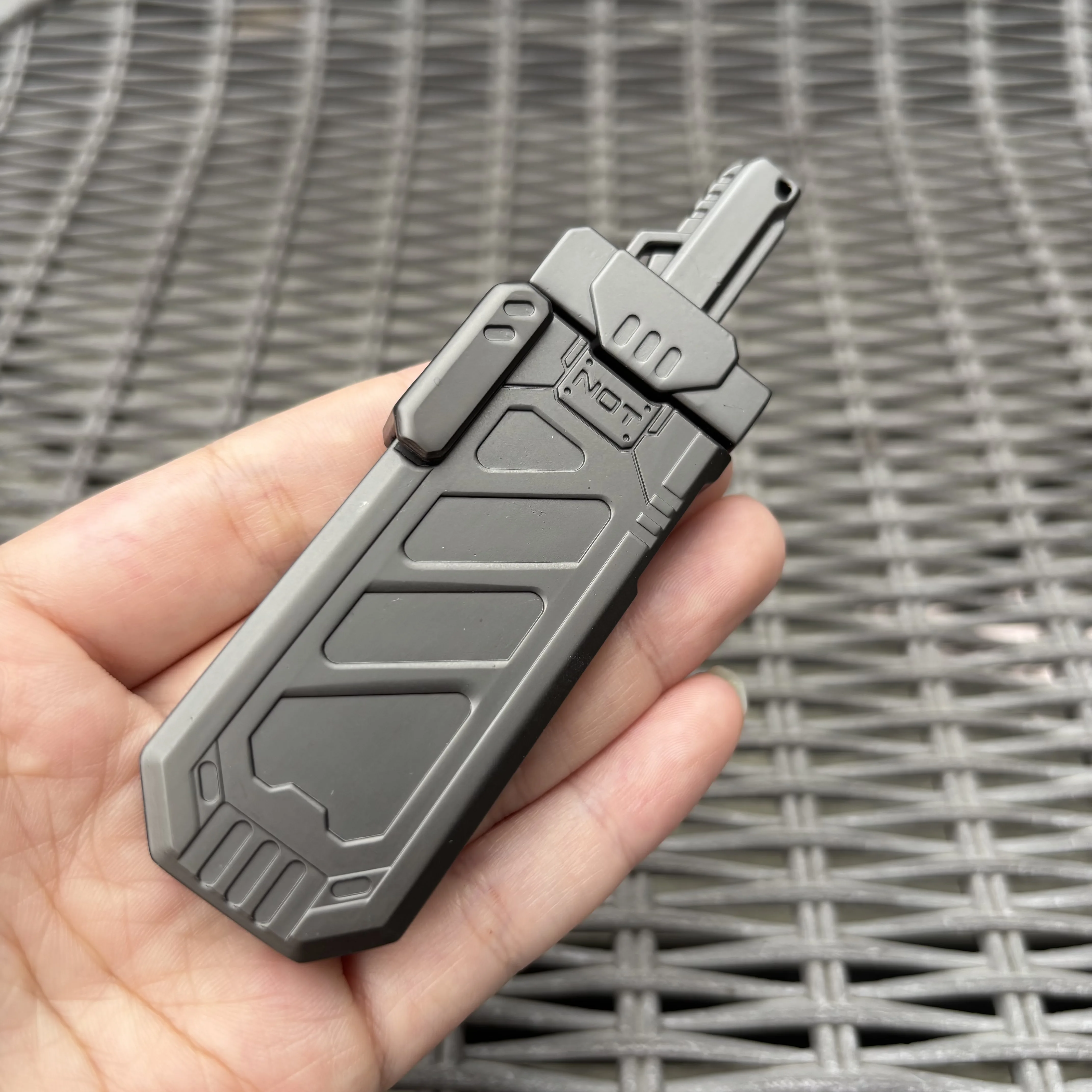 EDC Fidget Spinner Magnetische uitwerpen Push-kaart Haptische schuifregelaar Stress ADHD Metalen vingertop speelgoed