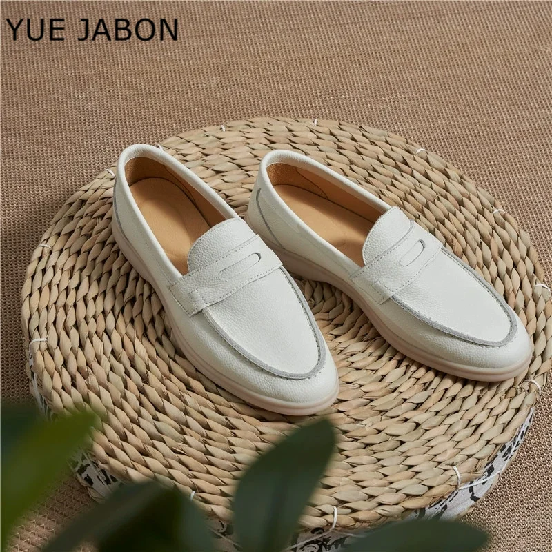 

White Men's Summer Large Size Casual Fashionable Loafers Breathable Genuine Leather Autumn New round Toe Non-Slip Flat Shoes