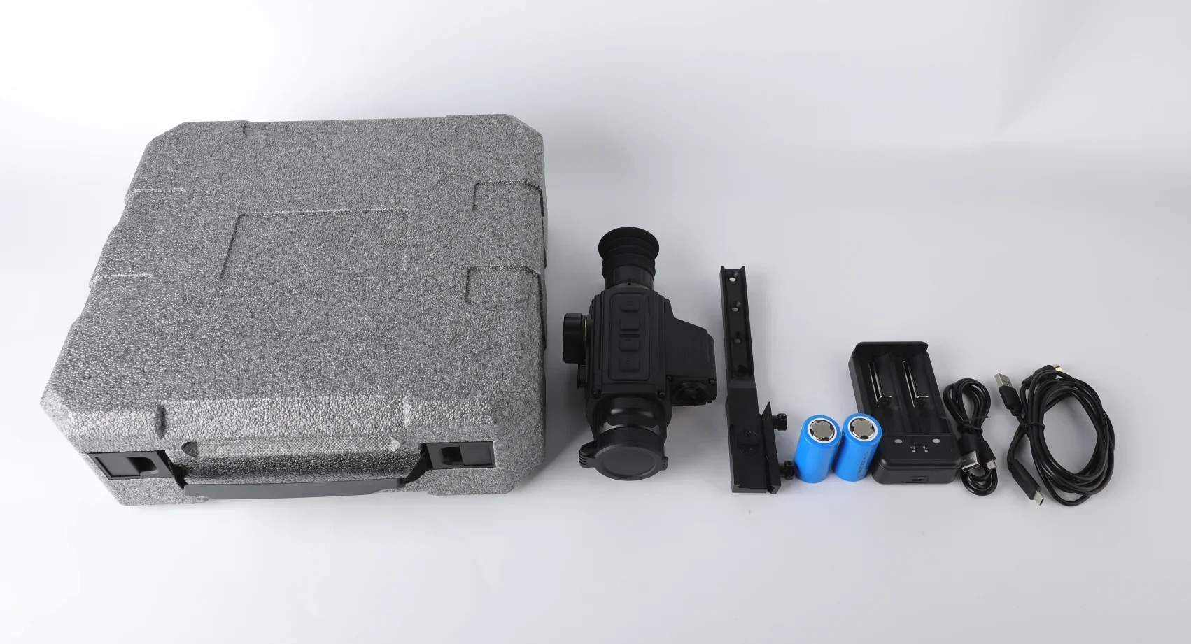 2025 384*288 Thermal Scope Night Vision 4X Hunting Night Vision Hunting Thermal Night Vision