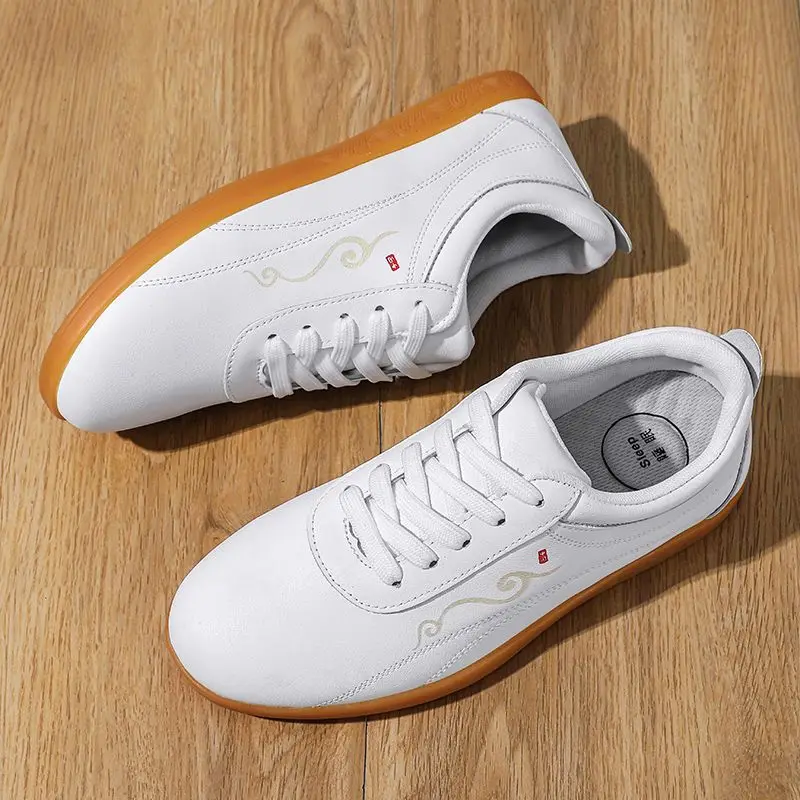 

2026 Classic Unisex Tai Chi Shoe Soft Bottom Couples Martial Arts Shoe Professional Traditional Kung Fu Shoes Lace Up Taekwondo