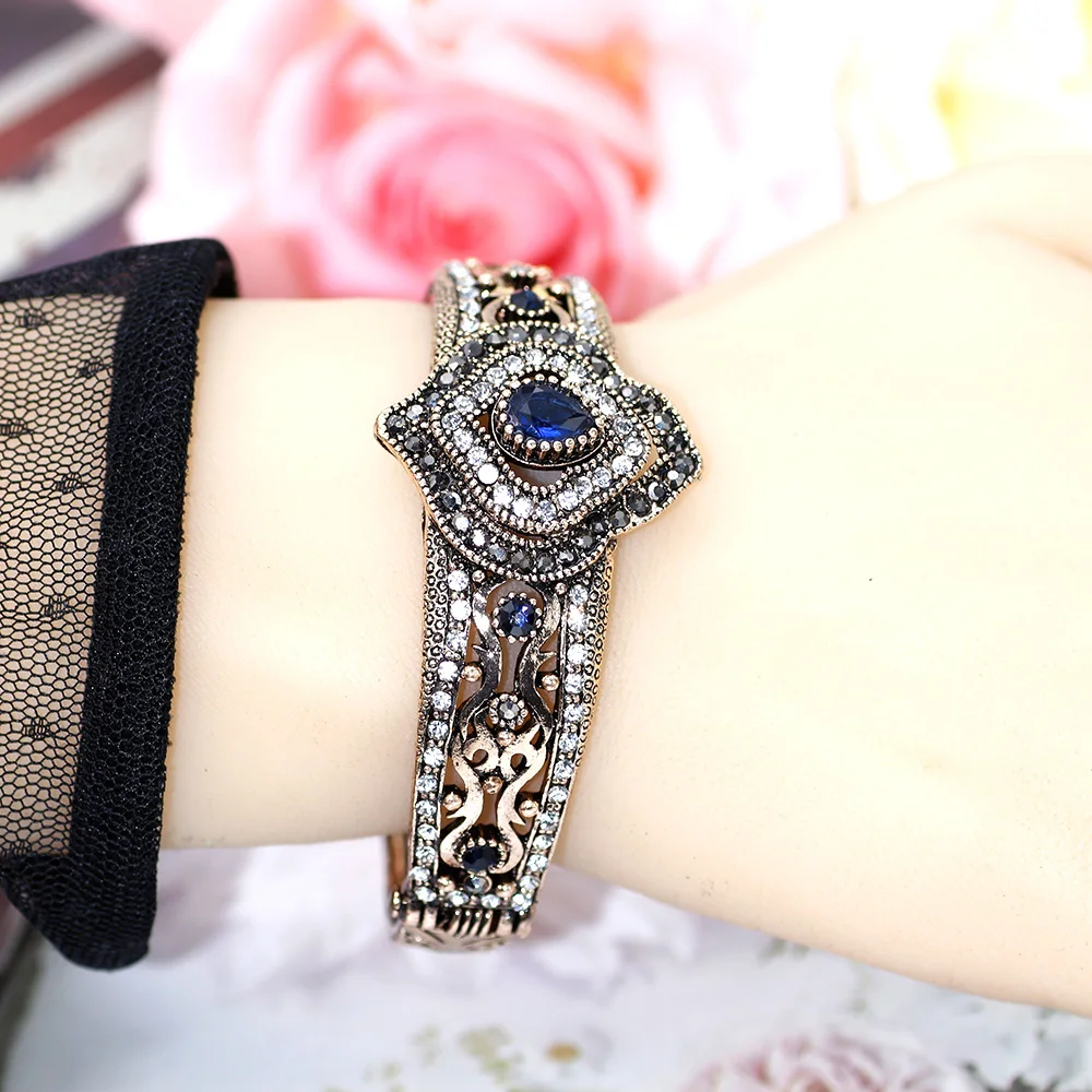 Sunspicems Vintage Turkish Women Bangle Retro Gold Color Bohemia Rhinestone Cuff Bracelet Arabic Persia Ethnic Wedding Jewelry