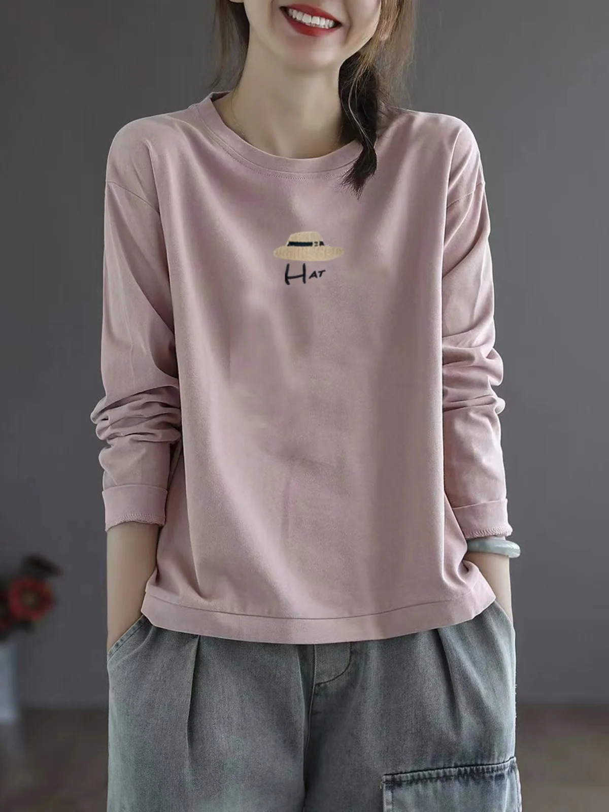 

Хлопковая женская футболка с принтом, повседневная, универсальная, весенне-осенняя, прямого кроя, для работы и отдыха, омолаживающая