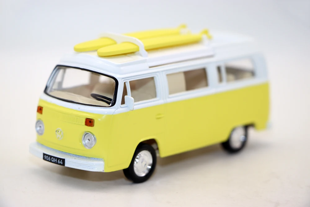 

Metal 1:43 Scale VW T2 Combi Bus Diecast Alloy Toy Model for collection gift