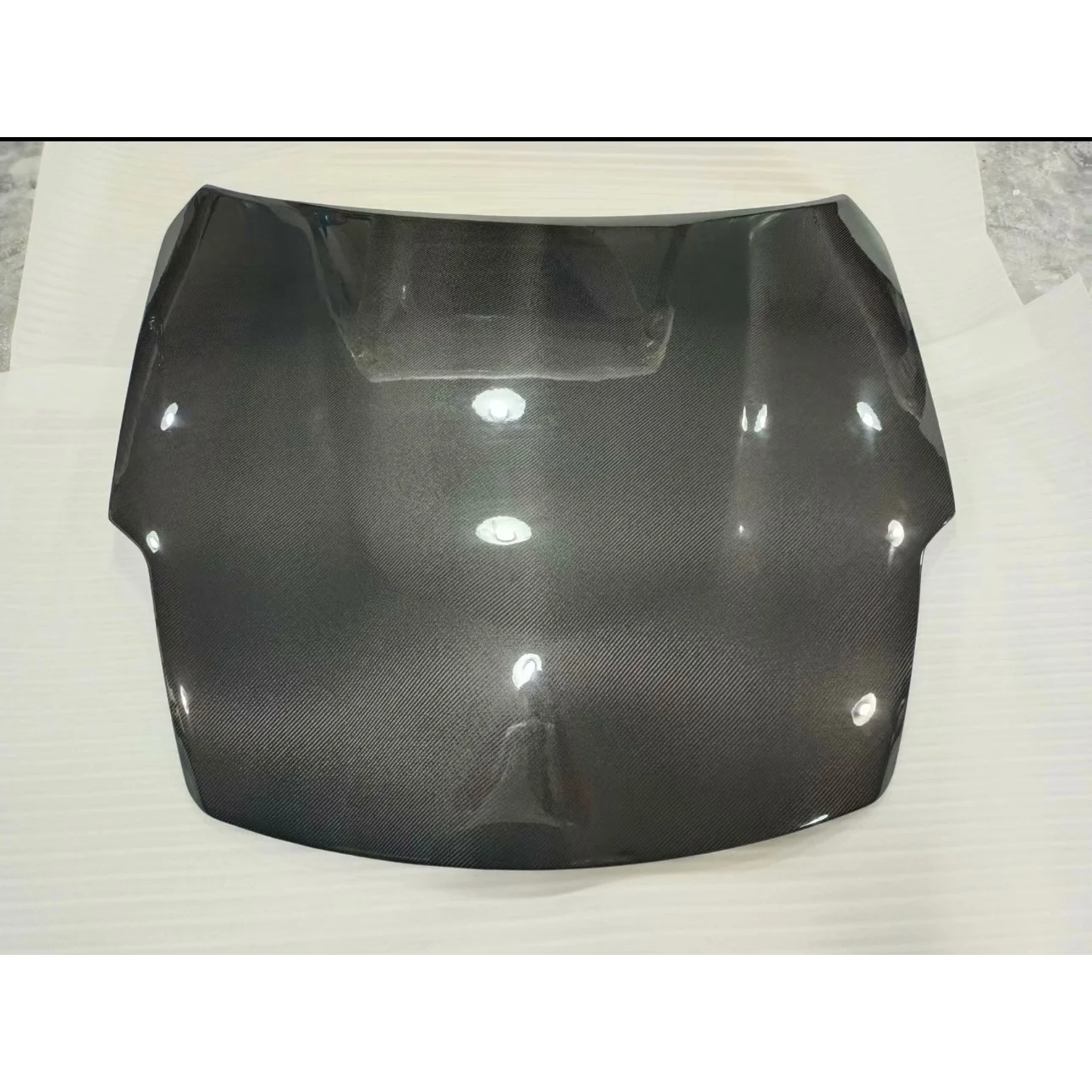 

Durable FORNissan 350Z Z33 Carbon Fiber Bonnet