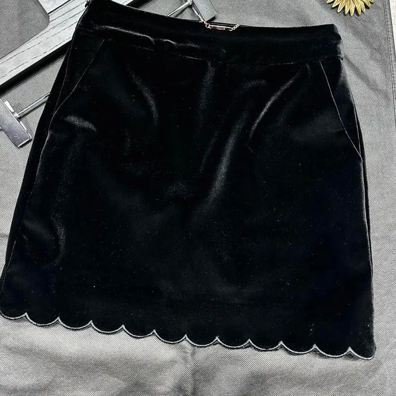 Runway Women's Velvet Wavy-edged Bag Hip Skirts Fashion Black High Waist Sexy Slimming Skirts Chic High End Y2K Clothes New 25