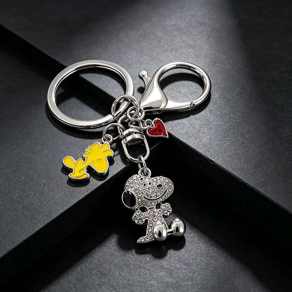 Cartoon Snoopy Schlüsselanhänger mit Vollzirkonia, Paar-Geschenkanhänger, Cartoon-Hund Schlüsselring, Valentinstag-Accessoires – Detail 5