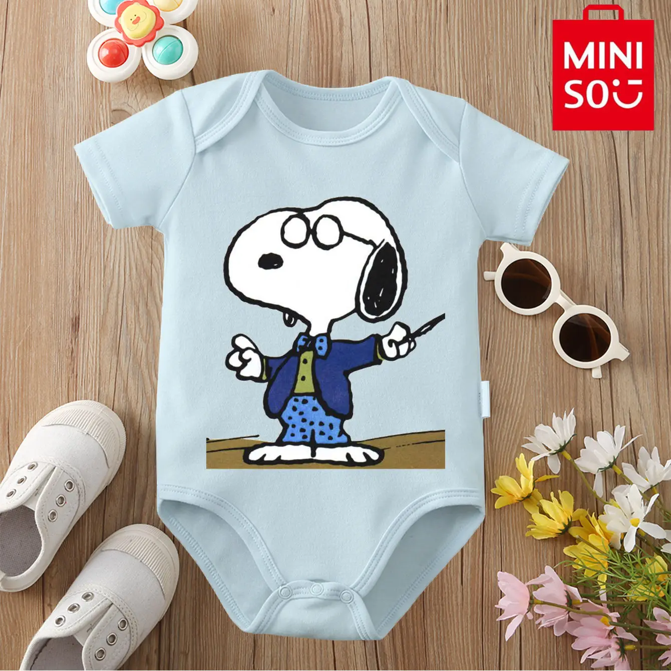 

MINISO Snoopy Charlie Brown Print Pure Cotton Comfortable Cloths Bodysuit for Baby Onesie Jumpsuit for 0 To 12 Months Newborn