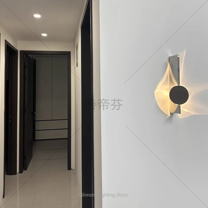 Light and Shadow Wall Lamp Hotel Dining Room Stainless Steel Decorative Art Lamp Living Room Bedroom Bedside Charging Lamp