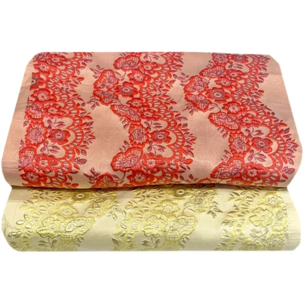 

Metal Wire Brocade Jacquard Fabric Lace Yarn Dyed Dress Suit Coat Clothing European Brand Fashion Design Sewing Wholesale Cloth