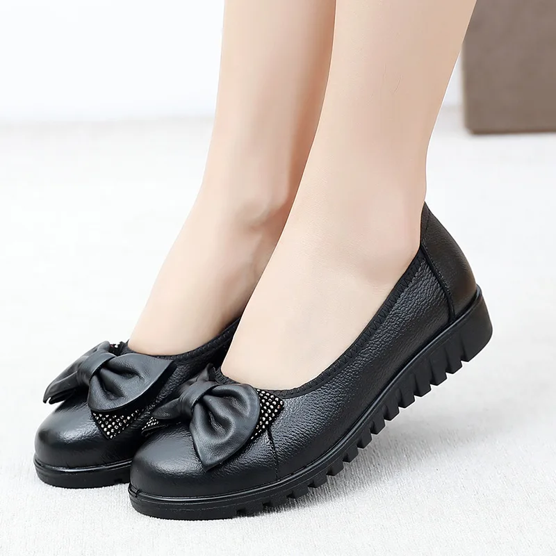 Spring Autumn Women Leather Breathable FlatsCasual Shoes Women's Loafers Outdoor Comfortable Footwear Walking Shoes Mother Shoes