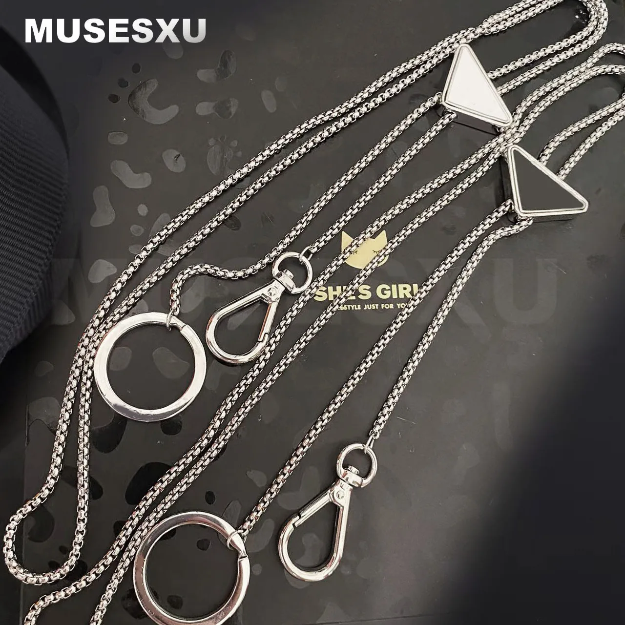 

Jewelry & Accessories Classic Brand Black & White Triangle Long Adjustable Necklace For Women's Party Wedding Gifts