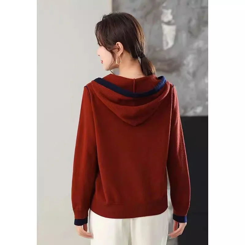 女性の春秋の新ファッションニットセーターフード付きカラーブロックファッションカジュアル多用途ルーズベースレイヤートップ