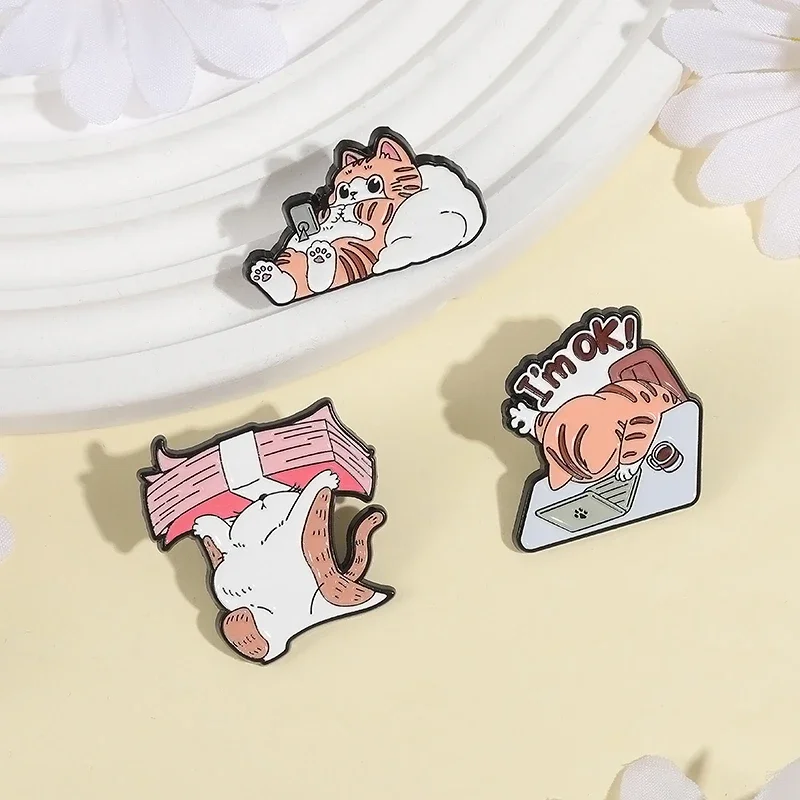 Raccoon Enamel Brooch Muscle Magic Laboratory Frog Lapel Badges Black Cat Book Crow Duck Lady Pins Backpack Jewelry Gifts