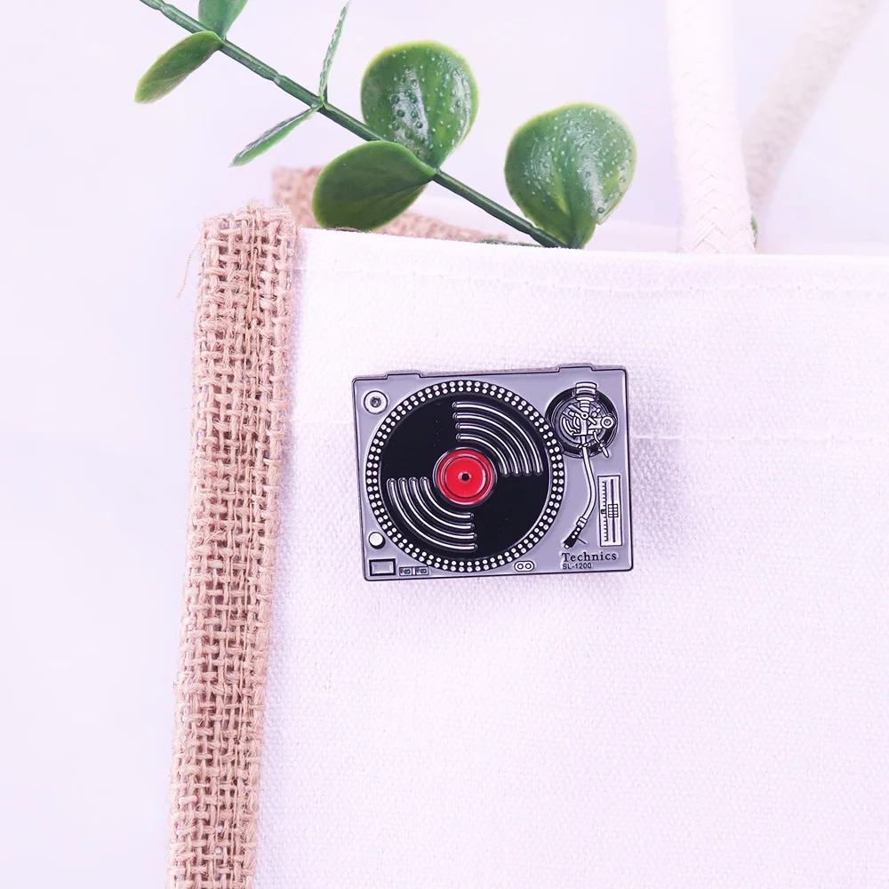 Audio tape recorder Vintage Gifts Vinyl Records Technics Enamel Pin